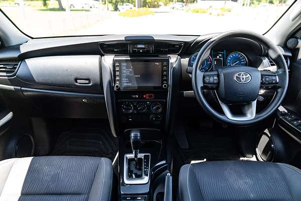 2022 Toyota Fortuner GX GUN156R
