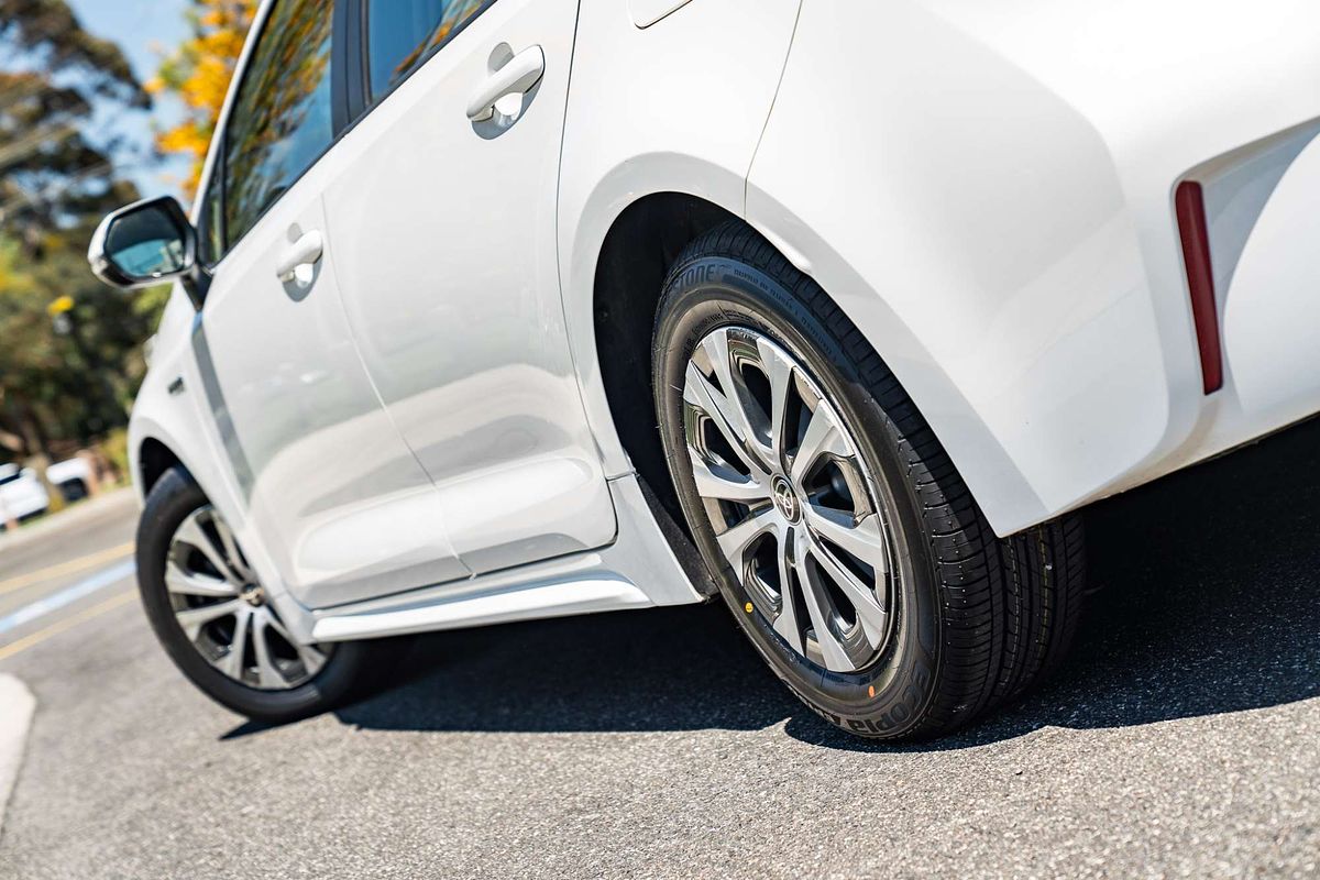 2020 Toyota Corolla Ascent Sport Hybrid ZWE211R