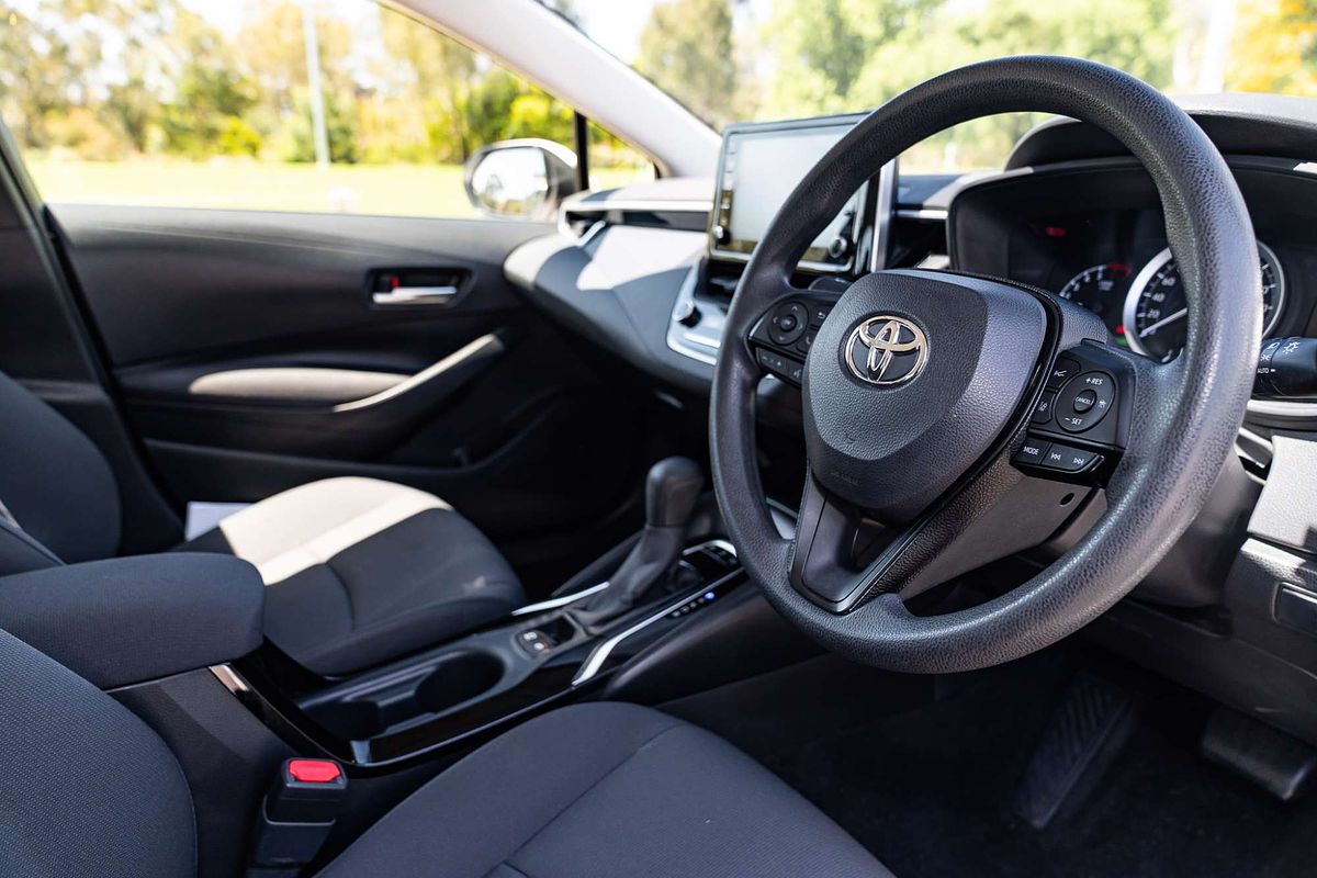 2020 Toyota Corolla Ascent Sport Hybrid ZWE211R