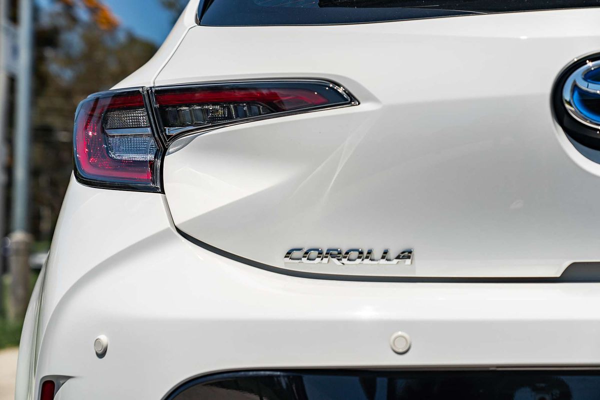 2022 Toyota Corolla Ascent Sport Hybrid ZWE211R