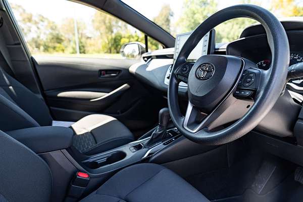 2022 Toyota Corolla Ascent Sport Hybrid ZWE211R