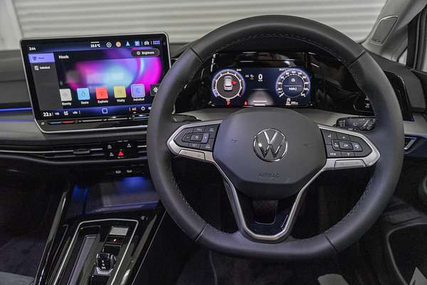 2025 Volkswagen Golf 110TSI Style 8.5