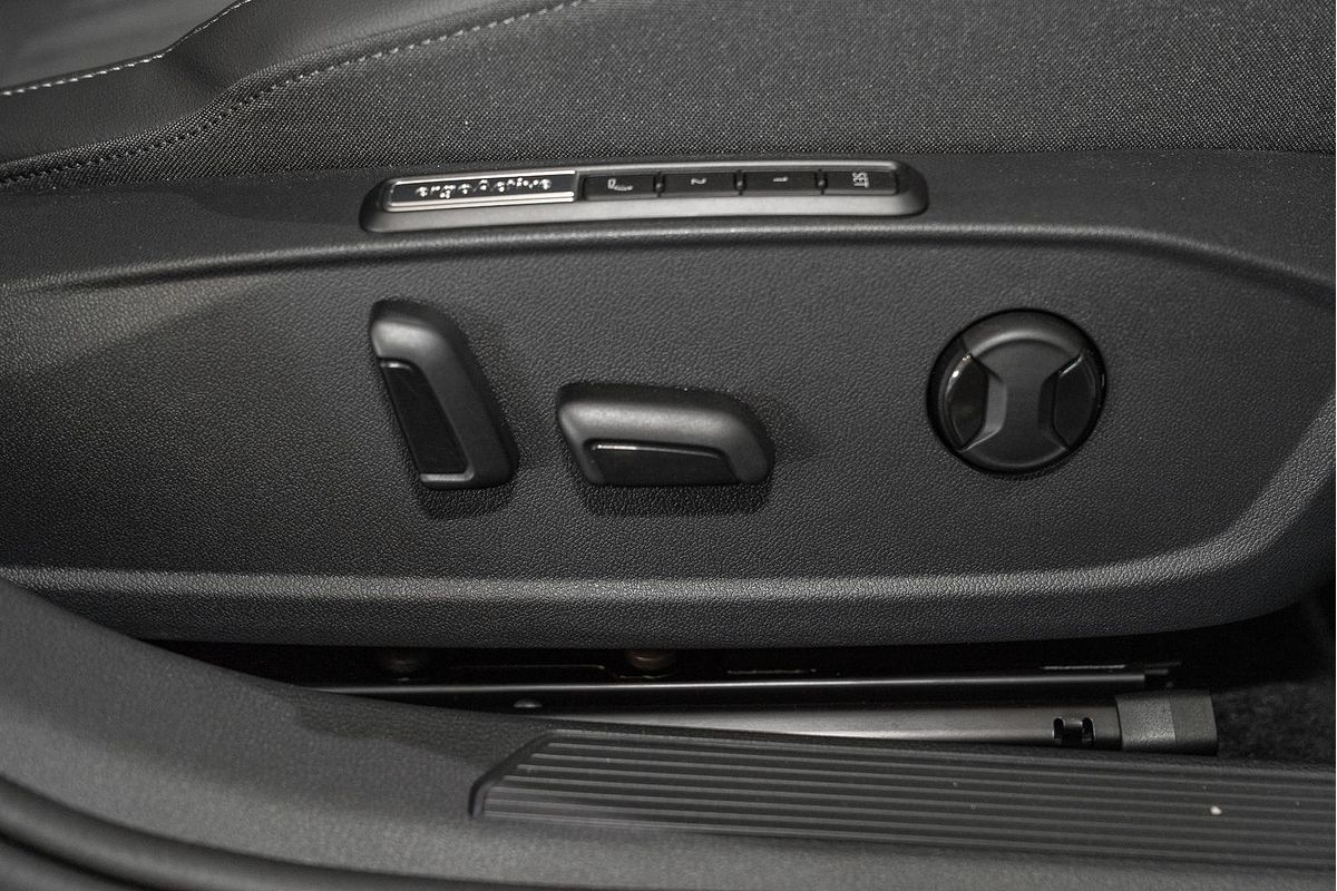 2025 Volkswagen Golf 110TSI Style 8.5