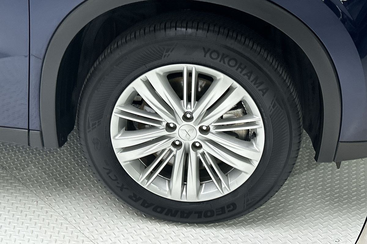 2024 Mitsubishi Outlander LS ZM