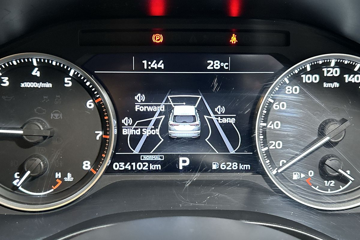 2024 Mitsubishi Outlander LS ZM