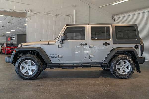 2013 Jeep Wrangler Unlimited Sport JK
