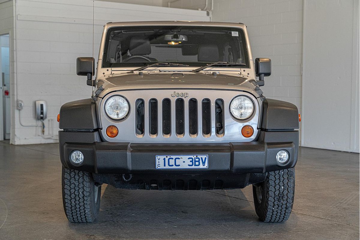 2013 Jeep Wrangler Unlimited Sport JK