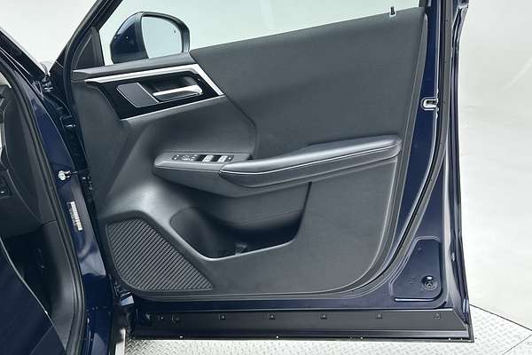 2024 Mitsubishi Outlander LS ZM