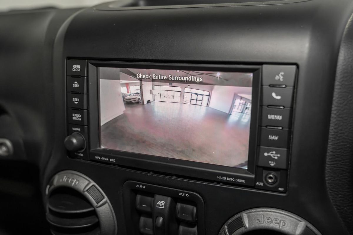 2013 Jeep Wrangler Unlimited Sport JK