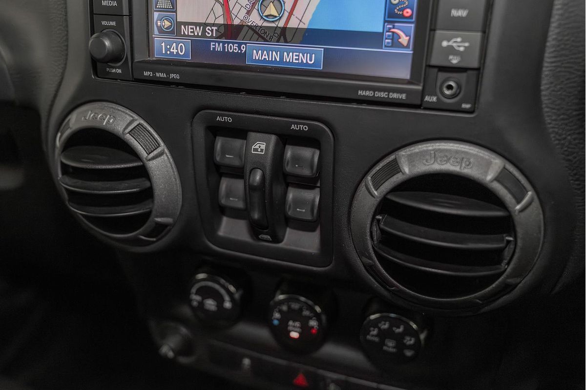 2013 Jeep Wrangler Unlimited Sport JK