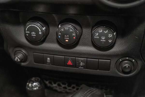 2013 Jeep Wrangler Unlimited Sport JK