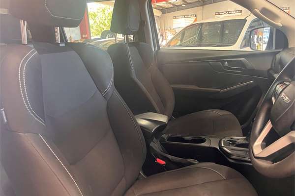 2021 Isuzu D-MAX SX High Ride Rear Wheel Drive
