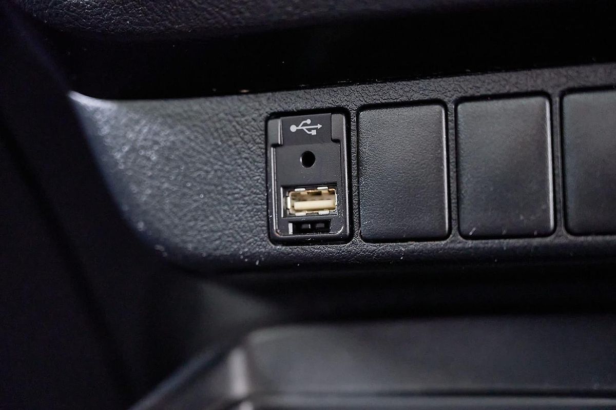 2022 Toyota Hilux Workmate TGN121R Rear Wheel Drive