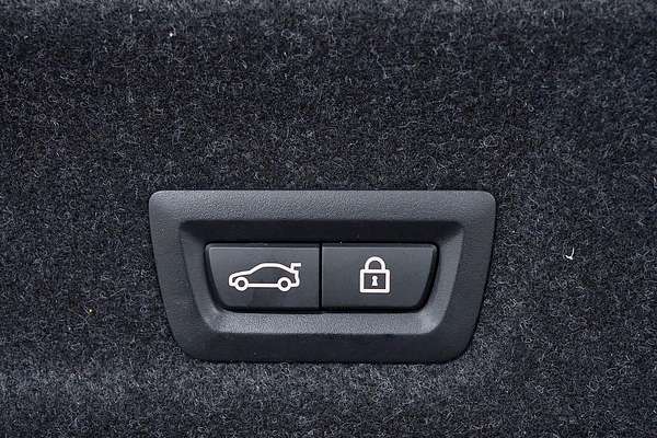 2021 BMW 3 Series 320i M Sport G20