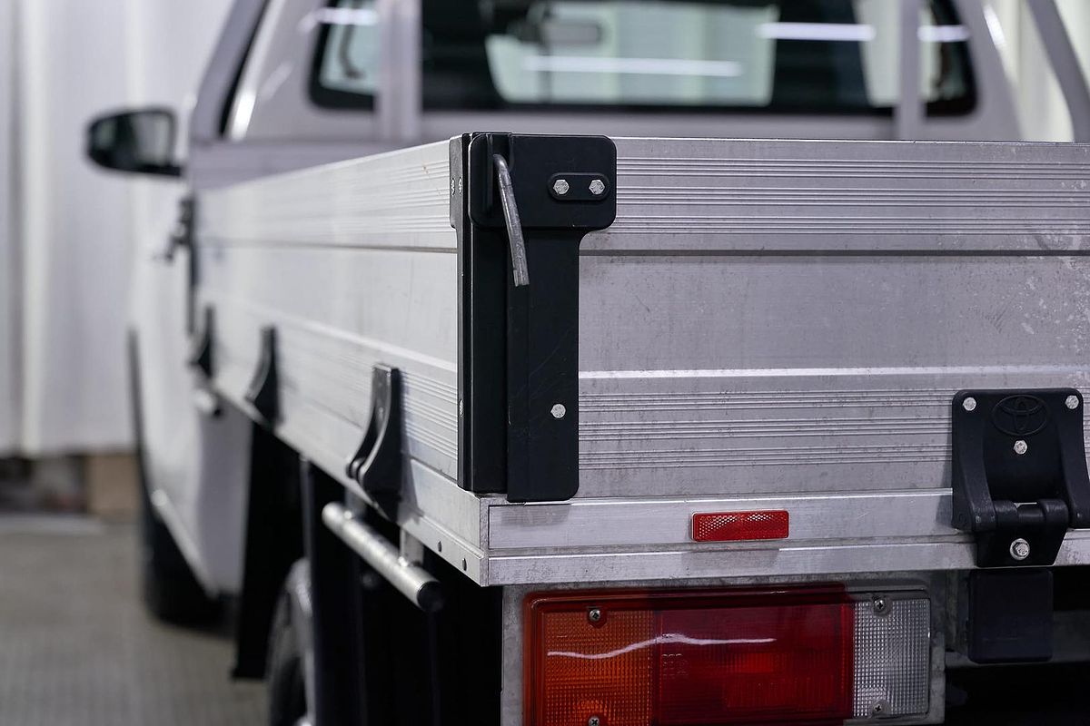 2022 Toyota Hilux Workmate TGN121R Rear Wheel Drive