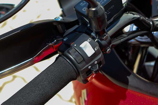 2013 Suzuki V-Strom 1000 (DL1000) V-Strom