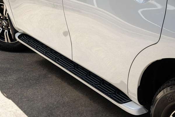 2021 Nissan Patrol Ti-L Y62