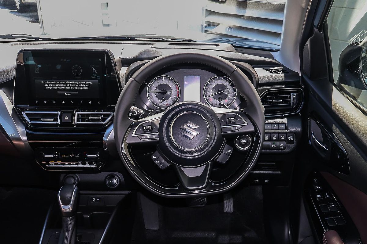 2025 Suzuki Fronx Hybrid KW