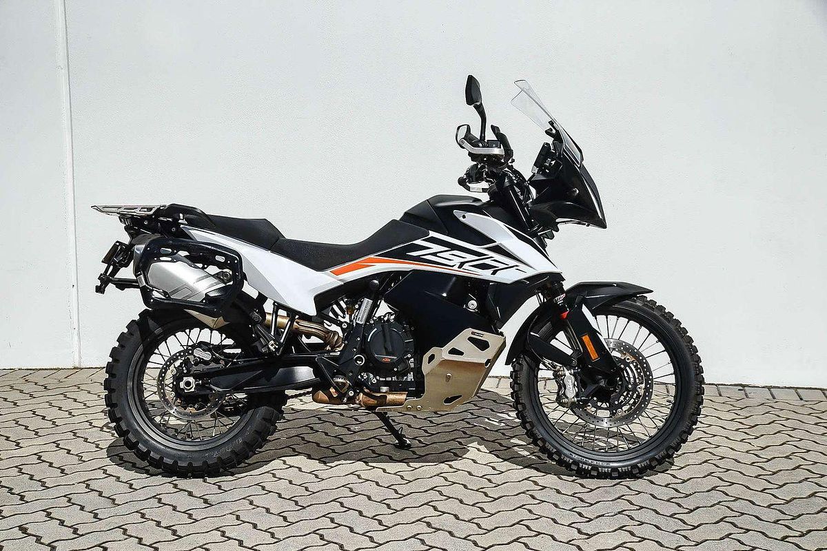 2019 KTM 790