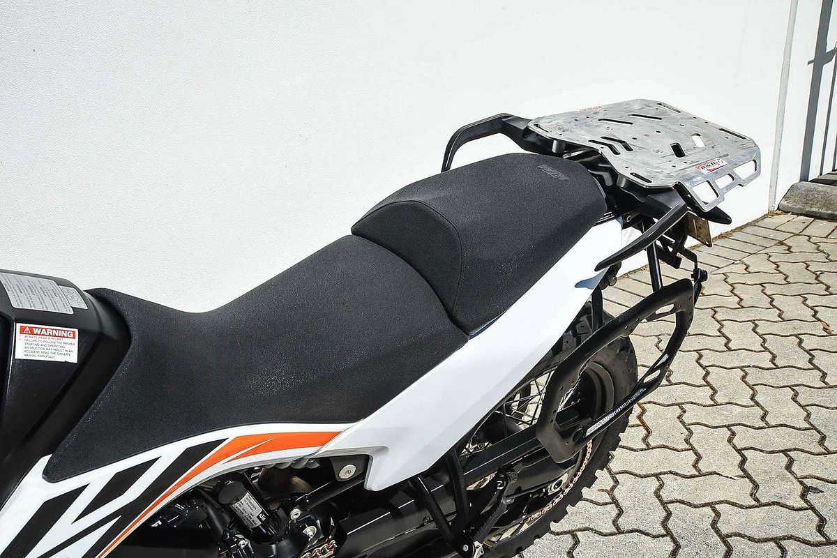 2019 KTM 790