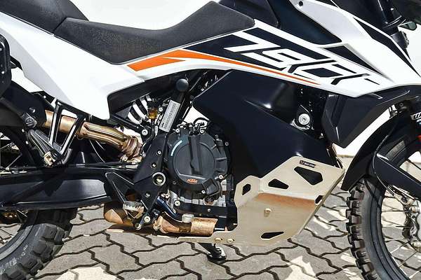 2019 KTM 790