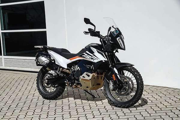 2019 KTM 790