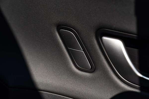 2025 Hyundai Kona Hybrid Premium SX2.V2