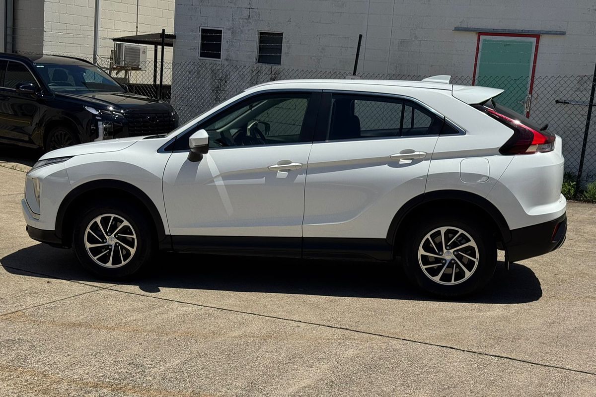 2023 Mitsubishi Eclipse Cross ES YB