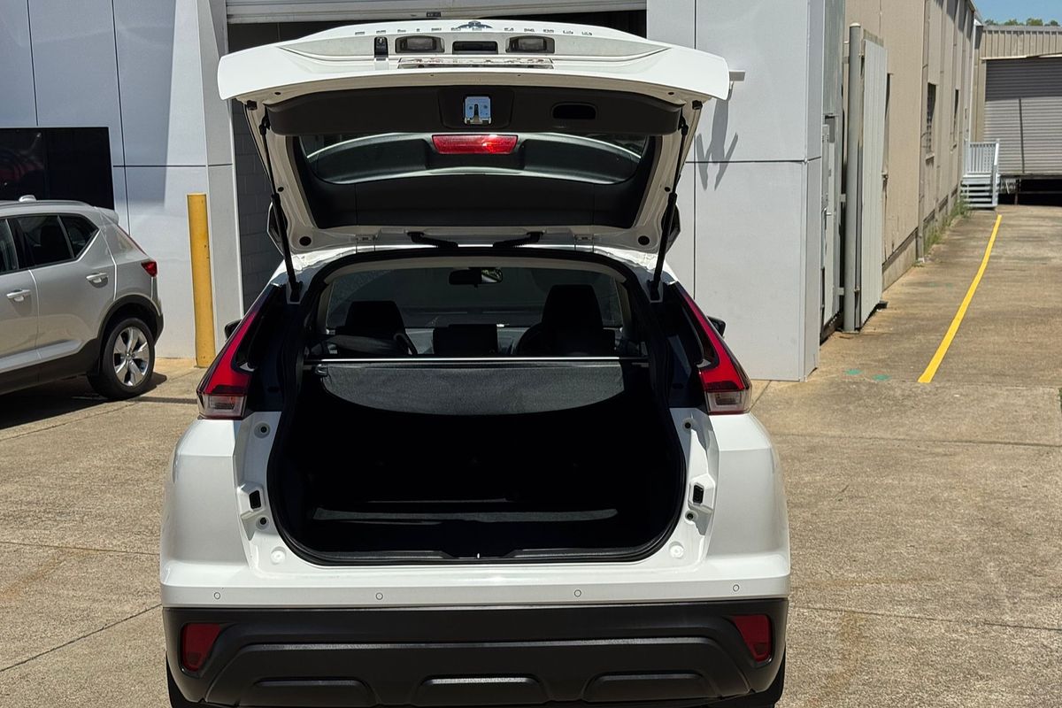 2023 Mitsubishi Eclipse Cross ES YB