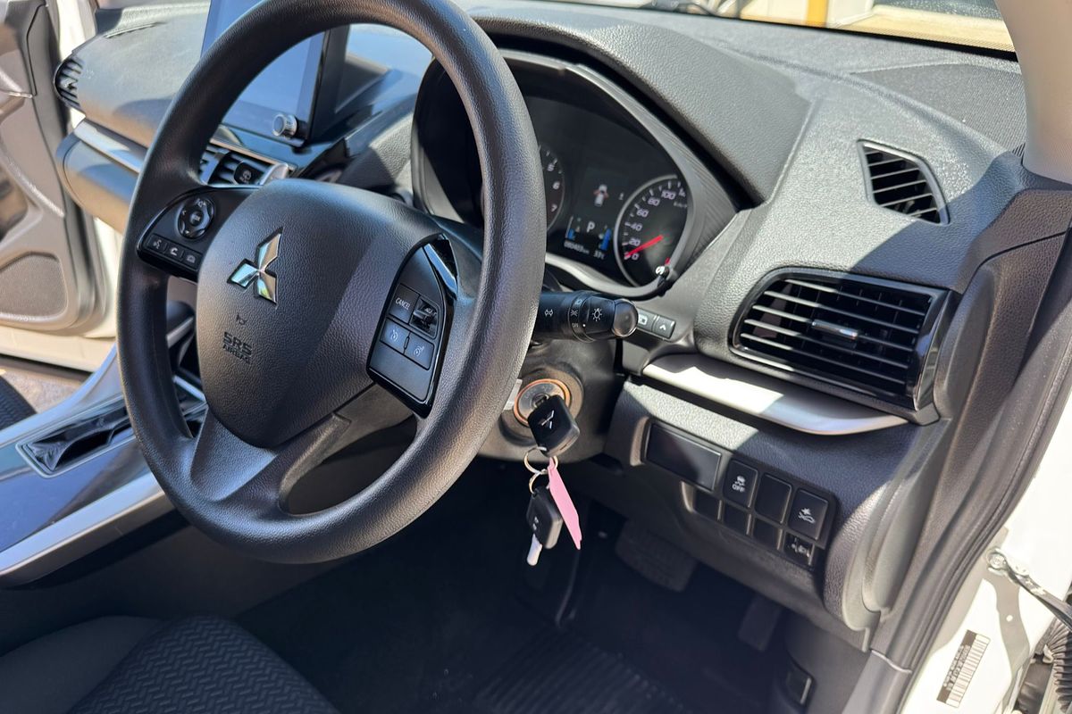 2023 Mitsubishi Eclipse Cross ES YB