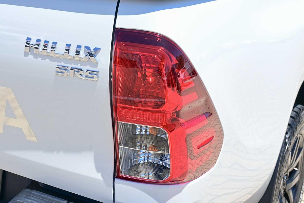 2018 Toyota Hilux SR5 GUN126R 4X4