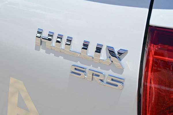 2018 Toyota Hilux SR5 GUN126R 4X4