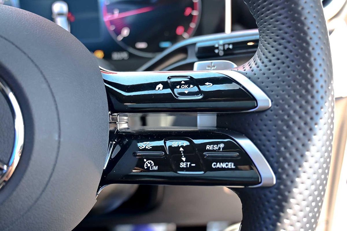 2025 Mercedes-Benz GLC-Class GLC300 X254