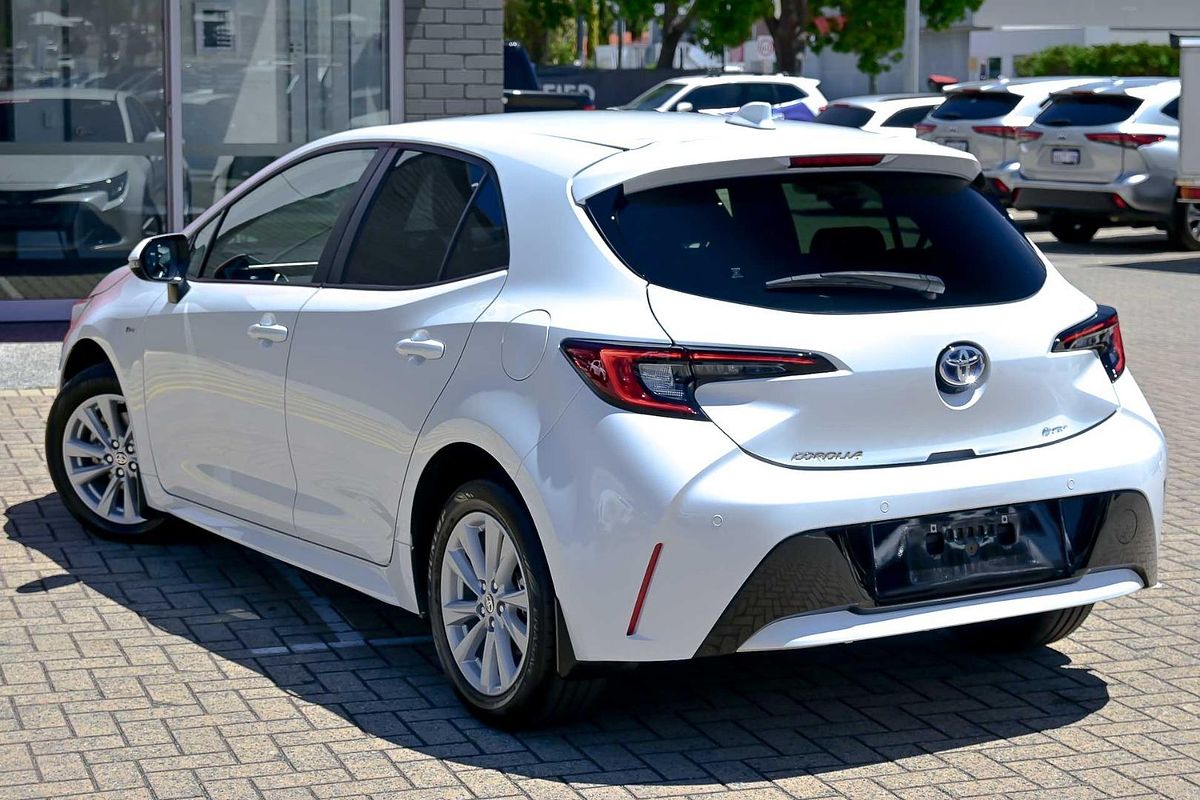 2024 Toyota Corolla SX Hybrid ZWE219R
