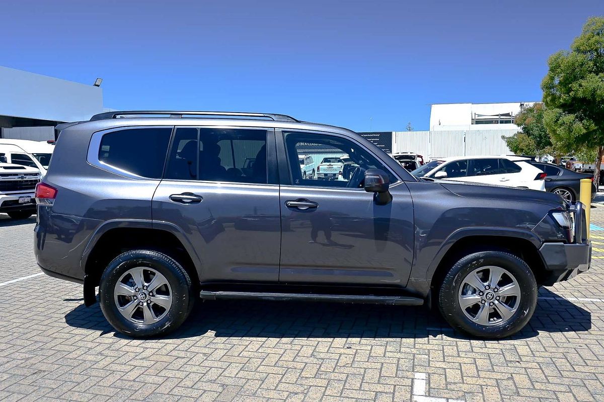 2022 Toyota Landcruiser VX FJA300R