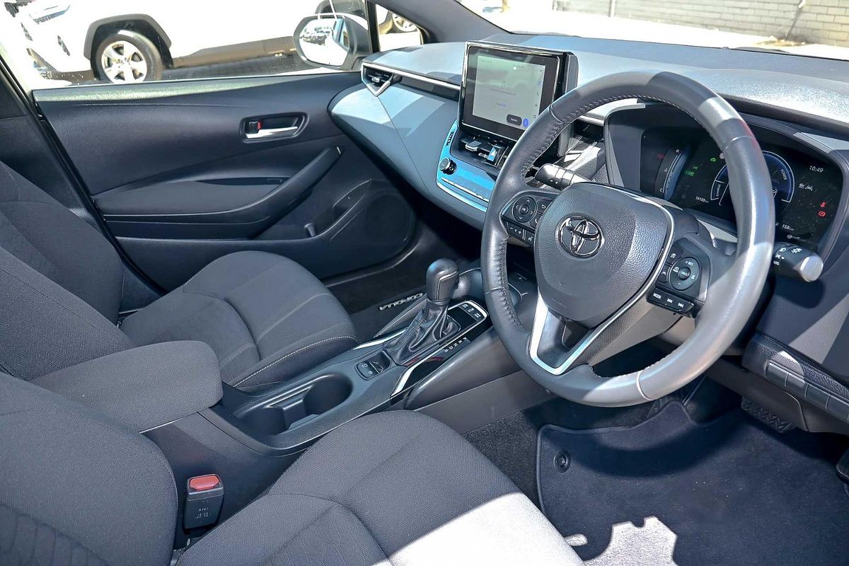 2024 Toyota Corolla SX Hybrid ZWE219R