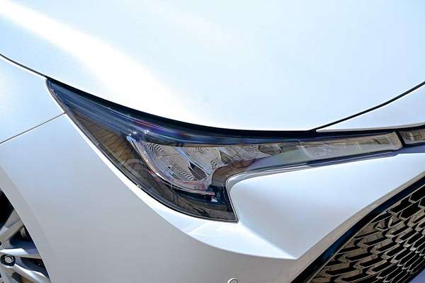 2024 Toyota Corolla SX Hybrid ZWE219R