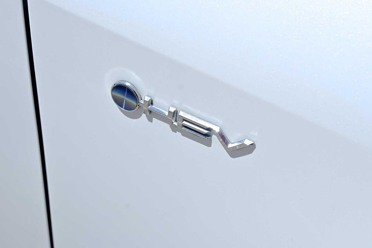 2024 Toyota Corolla SX Hybrid ZWE219R