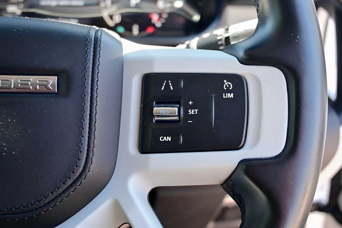 2020 Land Rover Defender 110 P400 SE L663