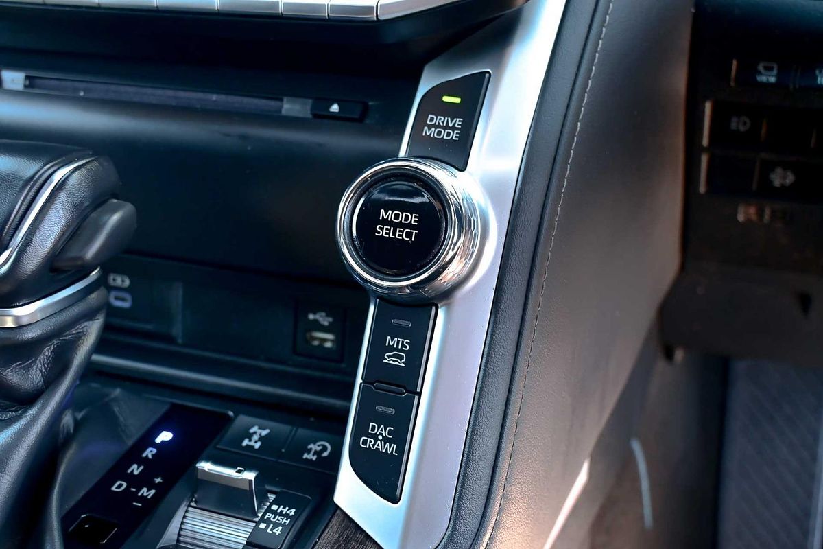 2022 Toyota Landcruiser VX FJA300R