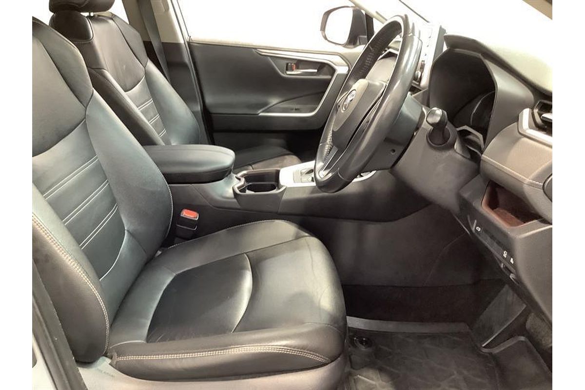 2019 Toyota RAV4 Cruiser AXAH54R