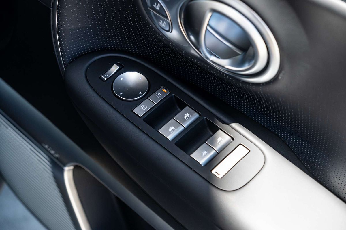 2025 Hyundai IONIQ 9 Calligraphy ME.V1