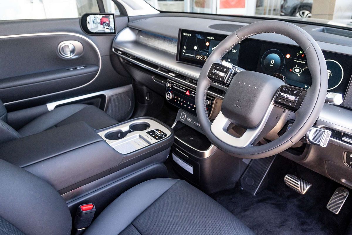 2025 Hyundai IONIQ 9 Calligraphy ME.V1