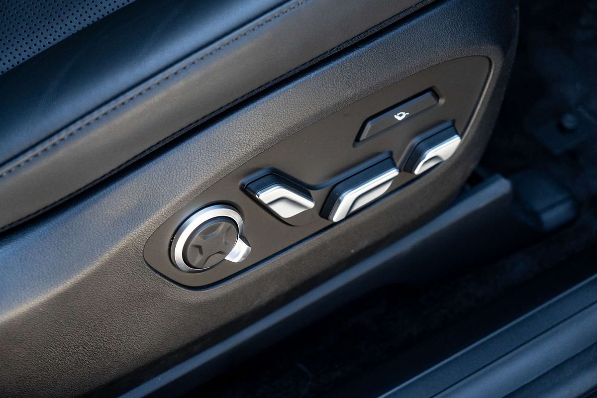 2025 Hyundai IONIQ 9 Calligraphy ME.V1