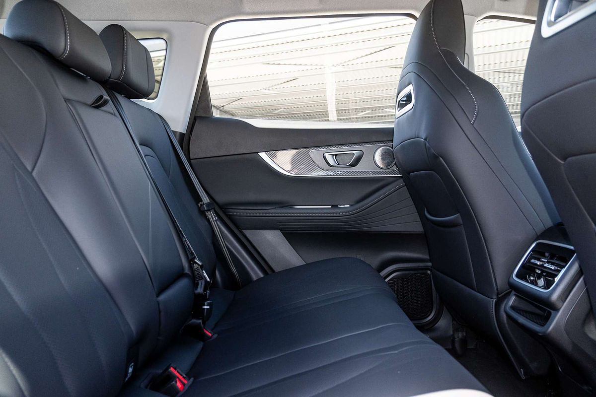 2025 Chery Tiggo 7 Super Hybrid Urban T32