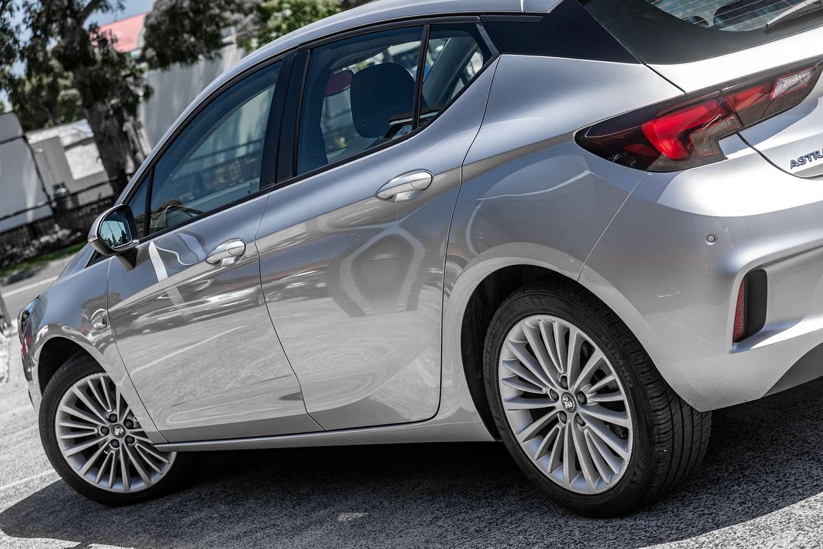 2018 Holden Astra R BK