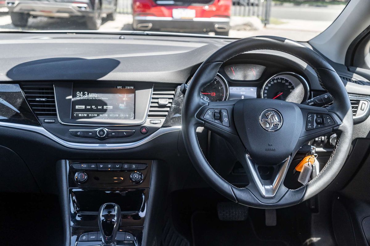 2018 Holden Astra R BK