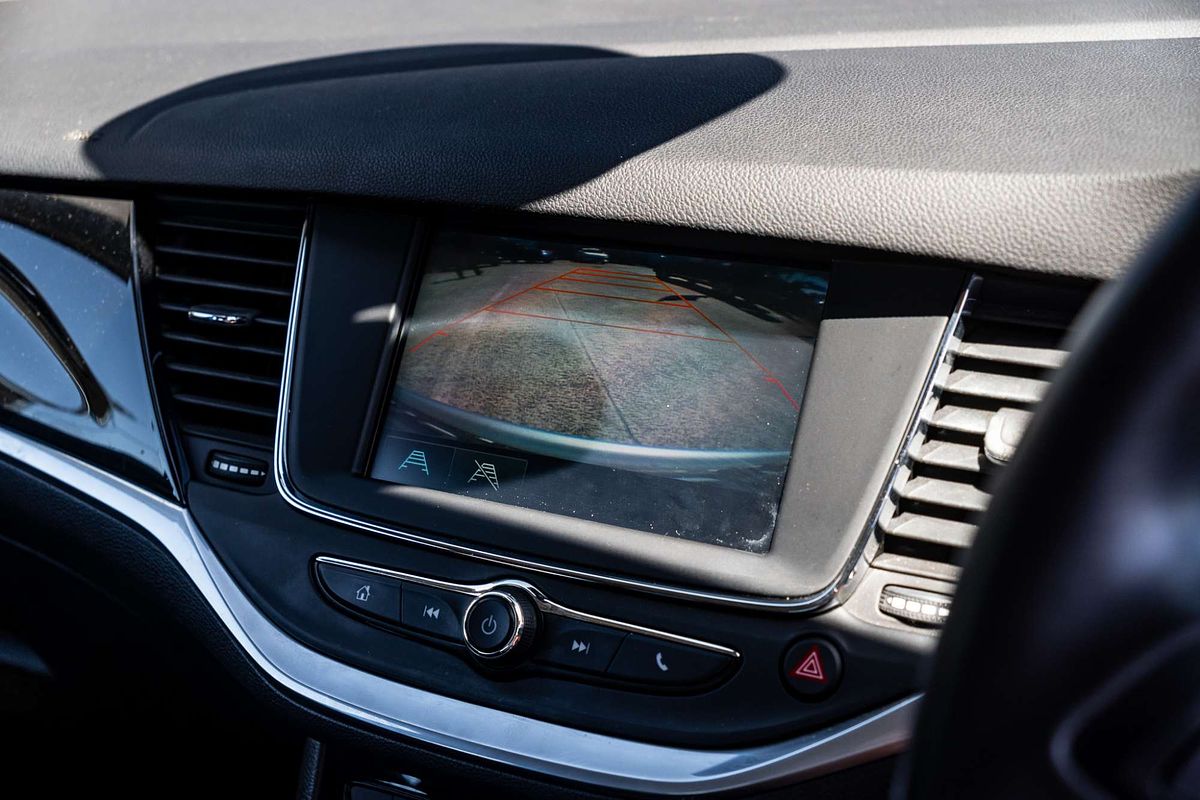 2018 Holden Astra R BK