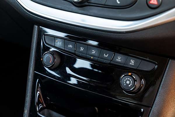 2018 Holden Astra R BK