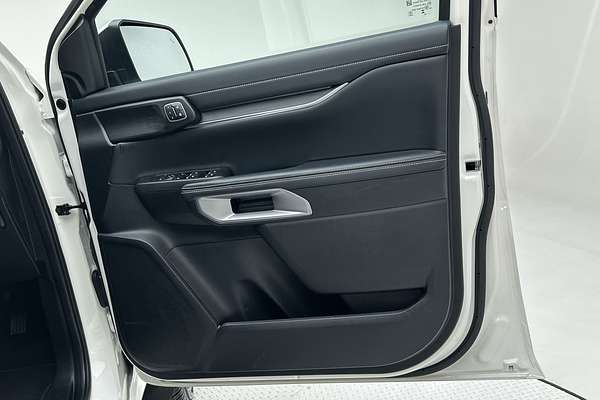 2024 Ford Everest Platinum 3.0L